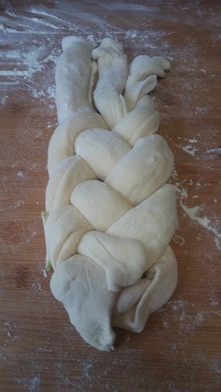 apple filled challah 3